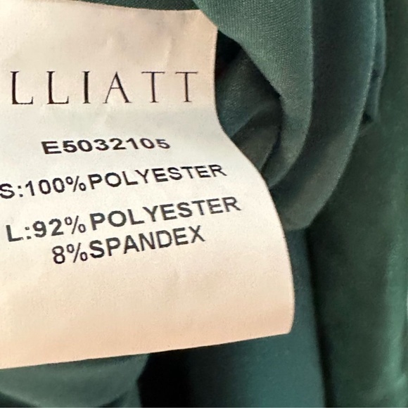 Elliatt Cassini Forest Green One Shoulder Cocktail Dress | Size M - Picture 9 of 10